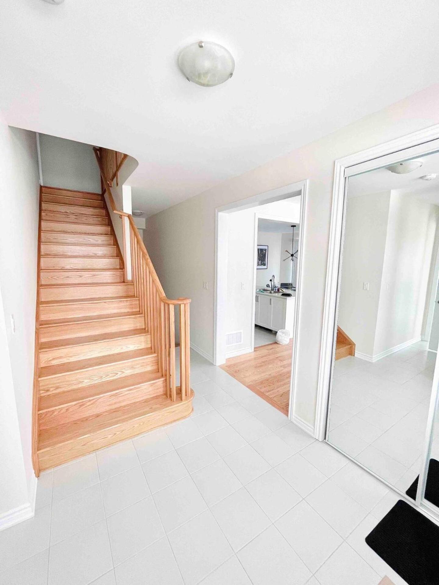 Large 5 Bedroom Newly Built Home Sleeps 12 Persons Thorold Extérieur photo