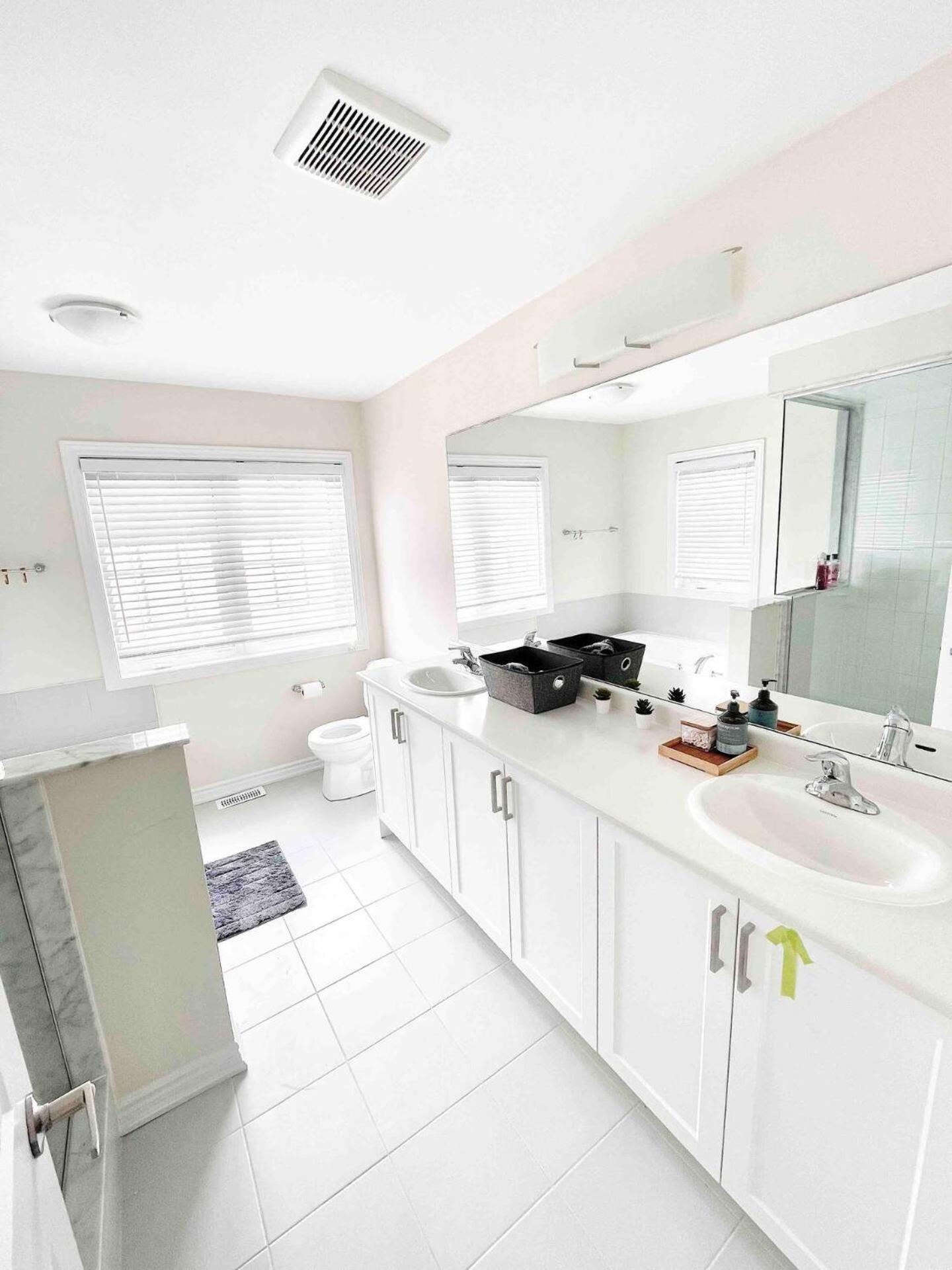 Large 5 Bedroom Newly Built Home Sleeps 12 Persons Thorold Extérieur photo